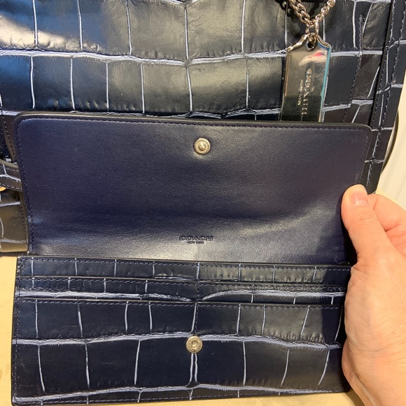 Brand new Royal Blue Croc style Coach Purse - Picture 6 of 12